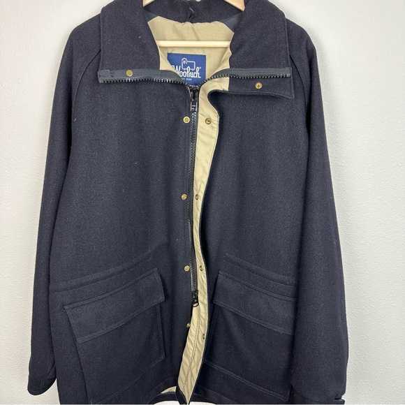 Vintage Woolrich navy wool coat - Picture 3 of 8